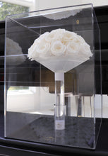 Load image into Gallery viewer, Boite de Luxe® Bridal Bouquet