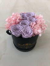 Load image into Gallery viewer, Hydrangea x Rose Signature Round